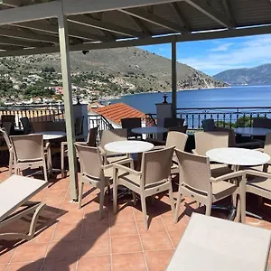 Makis Village-apartments Agia Efimia